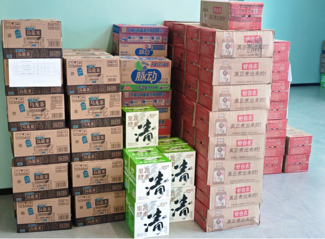 炎炎夏日送清凉 暖心福利护前行